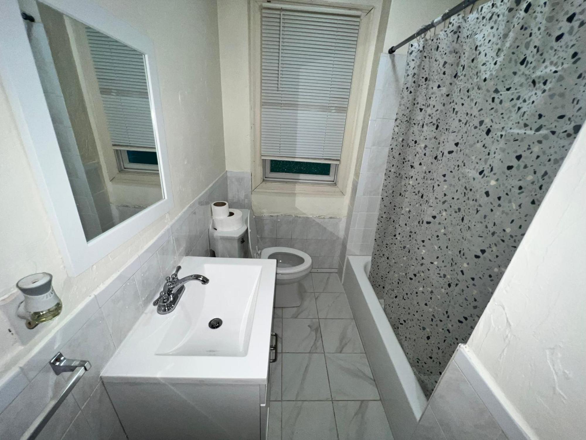 Private Bedroom Near Boston Dış mekan fotoğraf